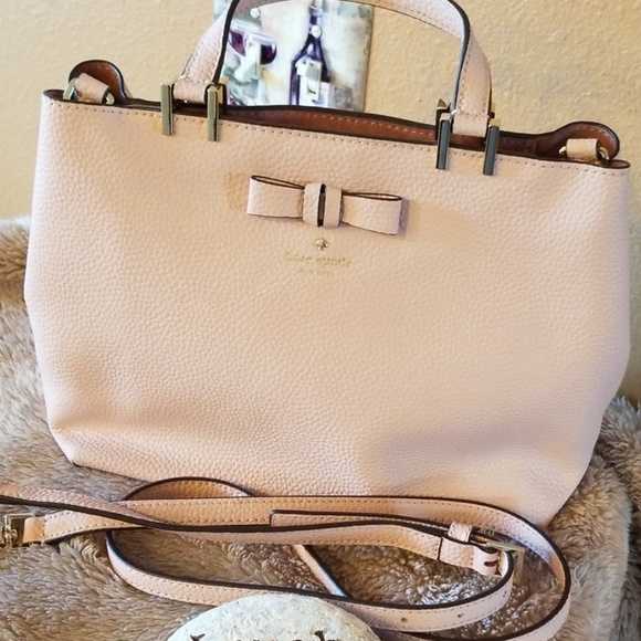 Kate Spade Handbags - 💖 Super cute Kate Spade authentic purse💖